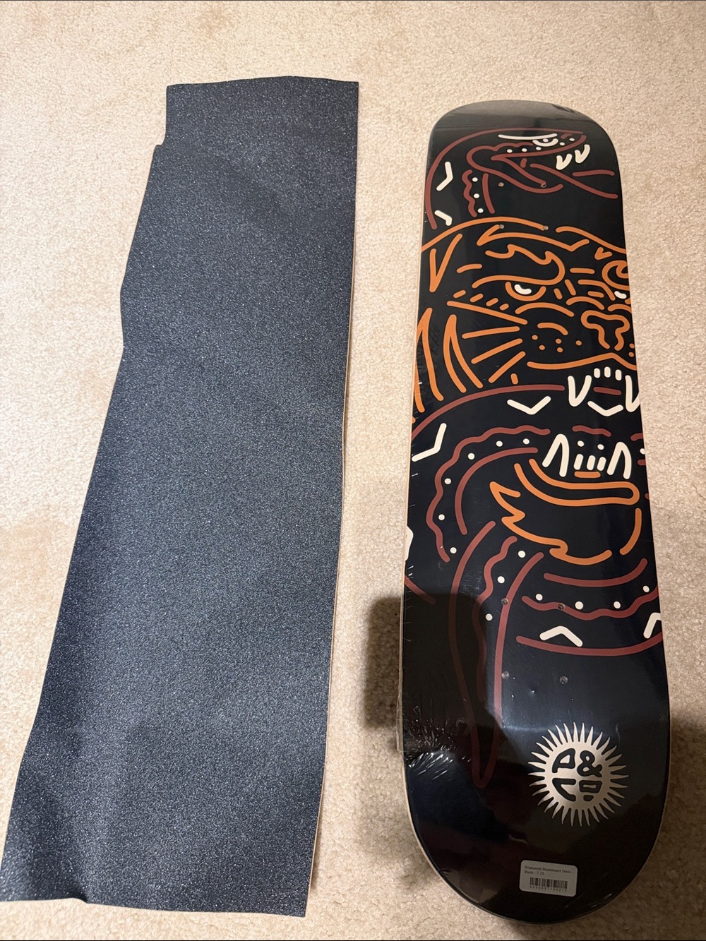 P & co Skateboard Deck w/ grip tape & wall mount